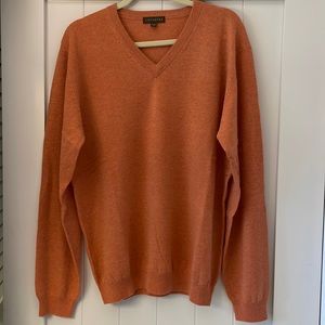 J.Hilburn cashmere crew neck sweater